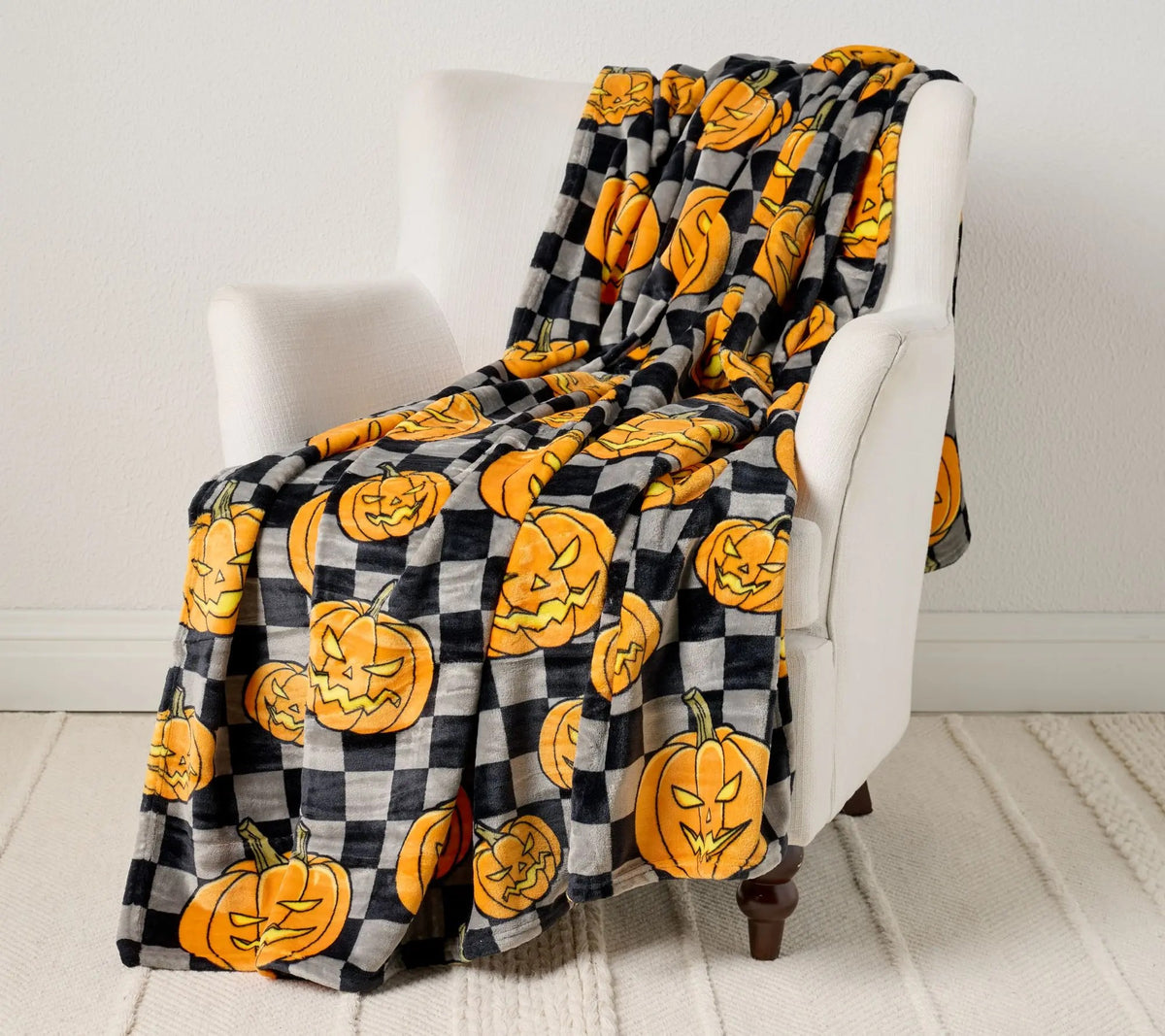 Halloween Jack-O'-Lantern Pumpkin Pattern Buffalo Plaid Flannel Fleece Throw Blanket